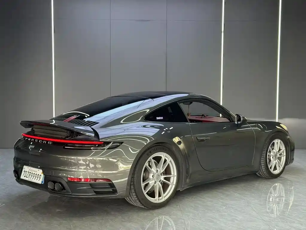 Porsche 911 2020 Carrera 3.0T