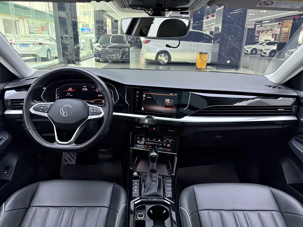 Volkswagen Passat — миниатюра 13