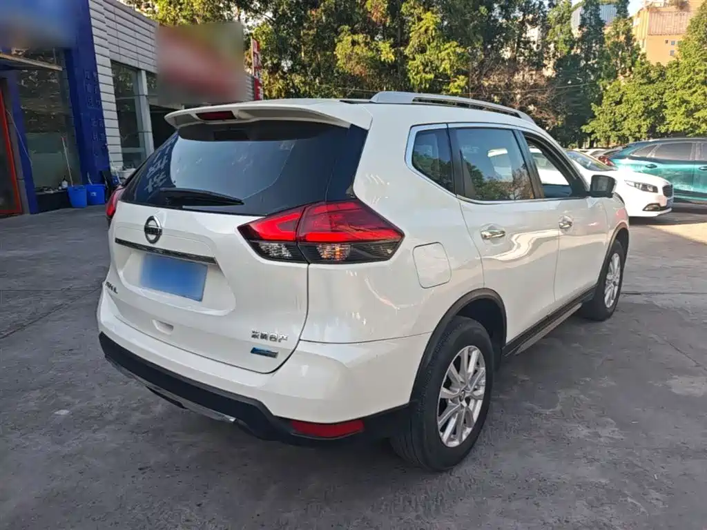 Nissan X-Trail 2017 2.0L CVT Comfort 2WD