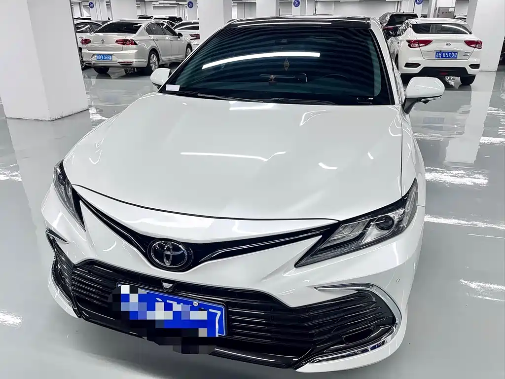 Toyota Camry 2021 2.0G Luxury