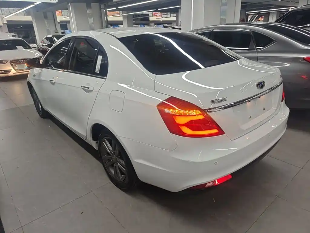 Geely Emgrand — миниатюра 5