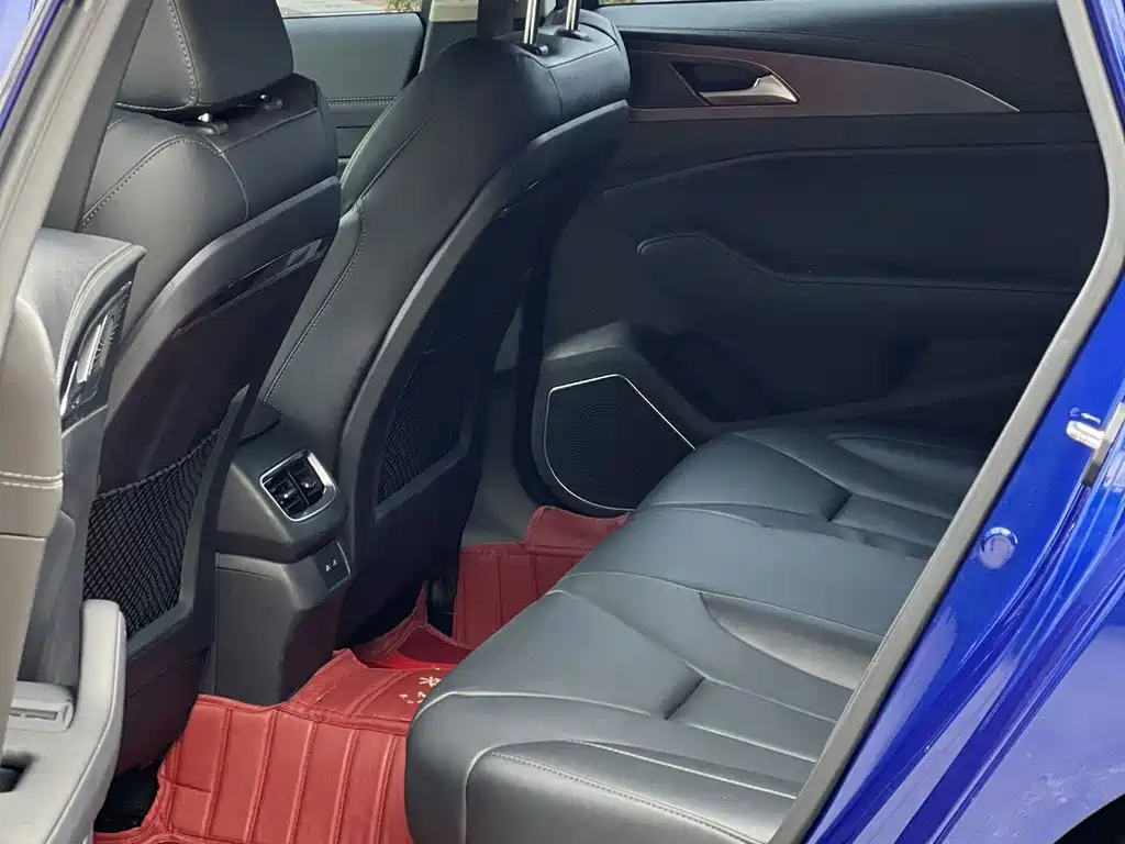 Hongqi Hongqi H5 — миниатюра 5