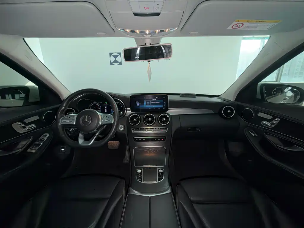 Mercedes-Benz C-Class — миниатюра 15