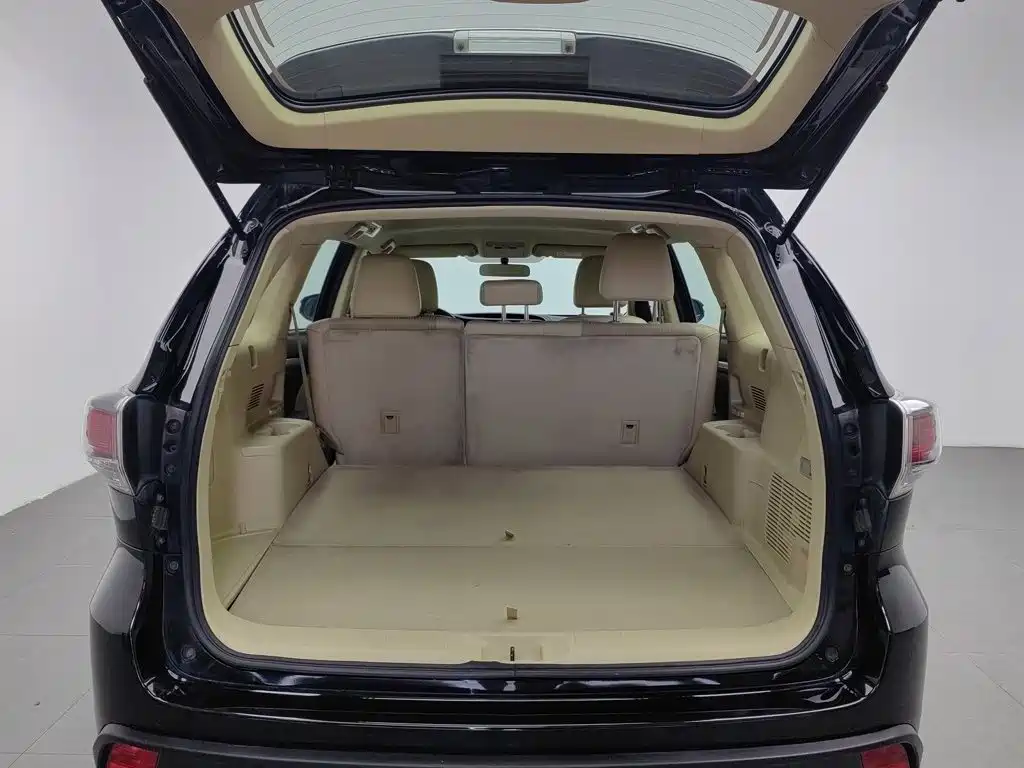 Toyota Highlander — миниатюра 16