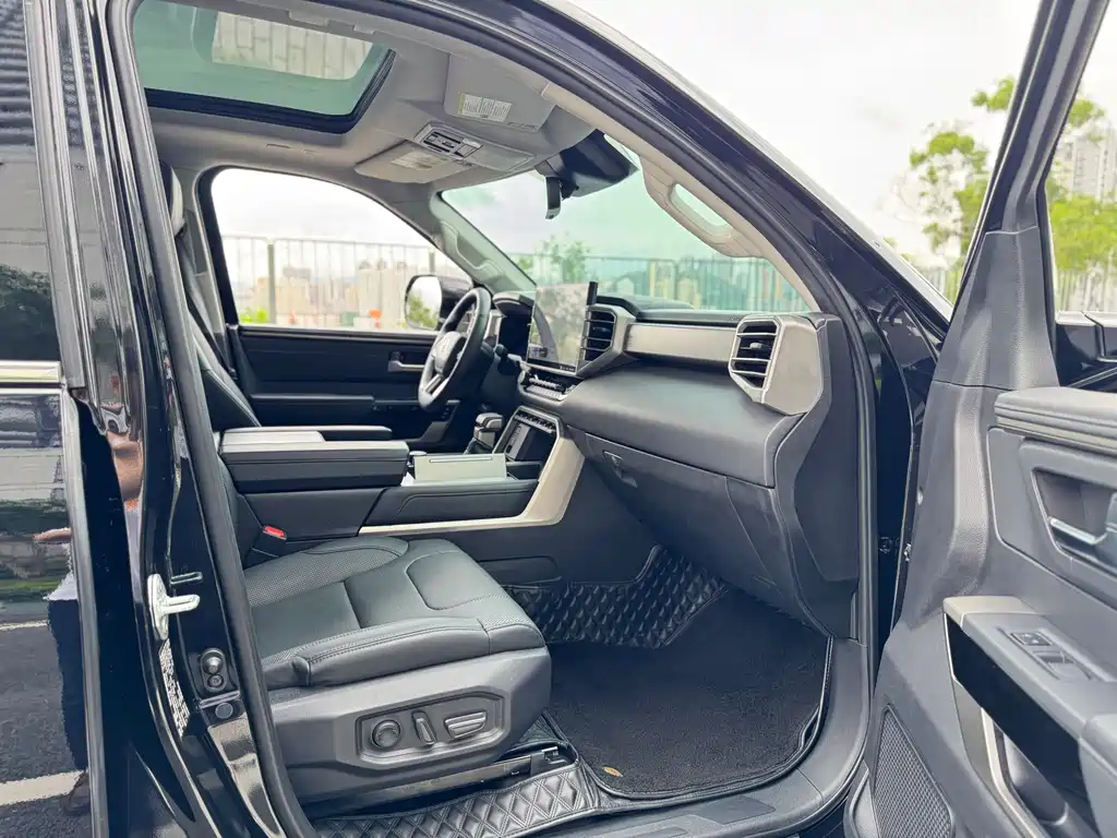 Toyota Sequoia — фотографии объявления, Фото 14