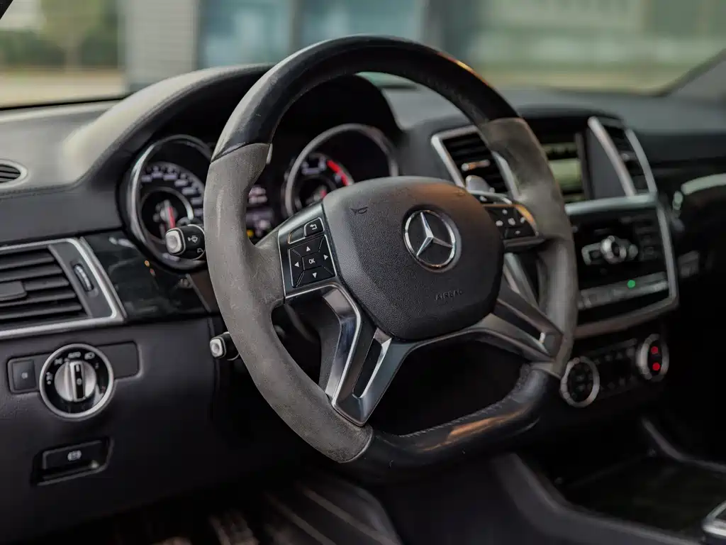 Mercedes-Benz GL-Class AMG — миниатюра 7