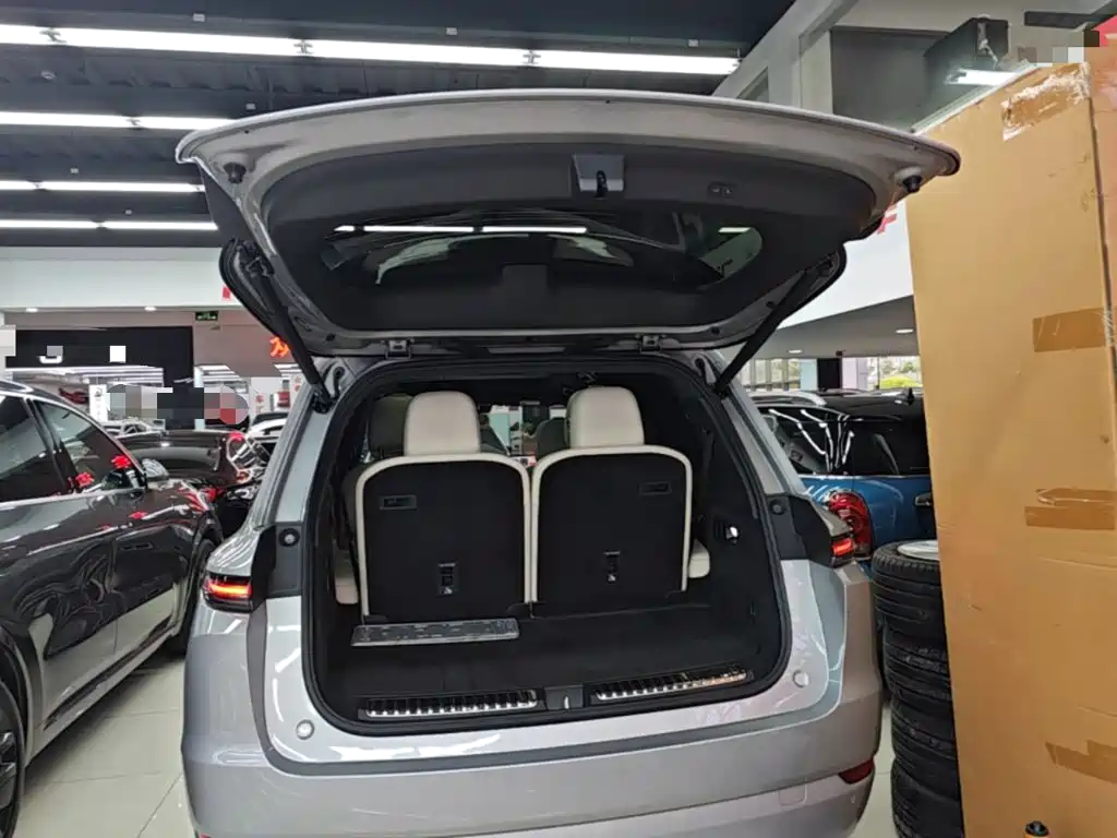 Li Auto Li L9 — миниатюра 19