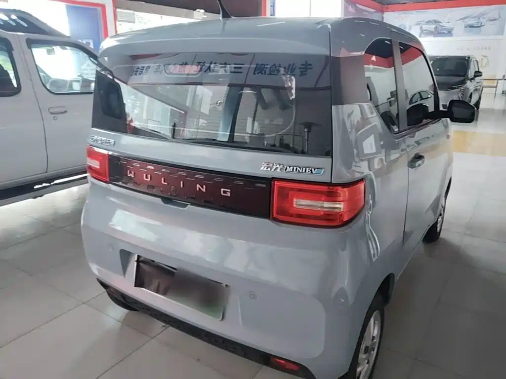 Wuling MINIEV — миниатюра 7