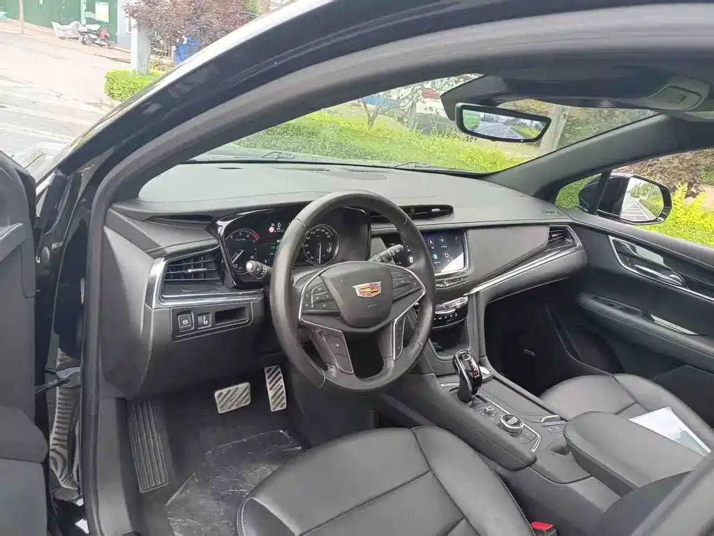 Cadillac XT5 — миниатюра 5