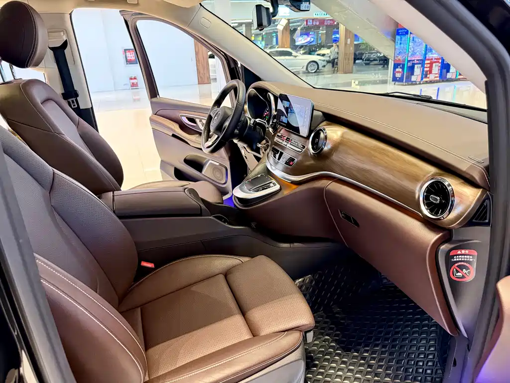 Mercedes-Benz V-Class — миниатюра 9