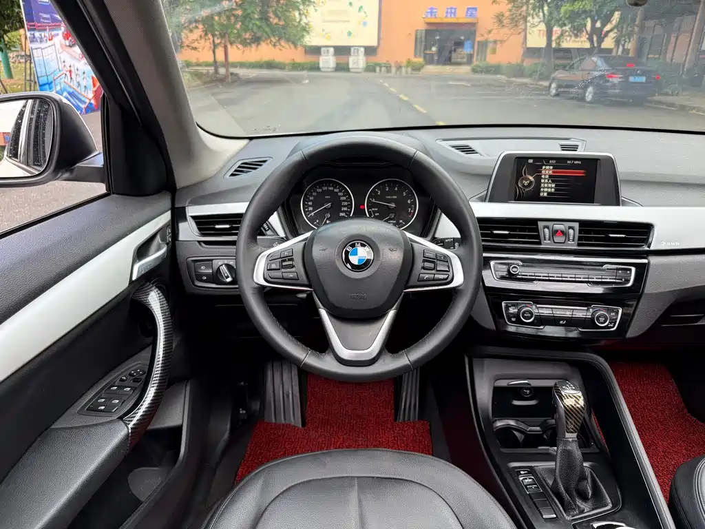 BMW X1 — миниатюра 17