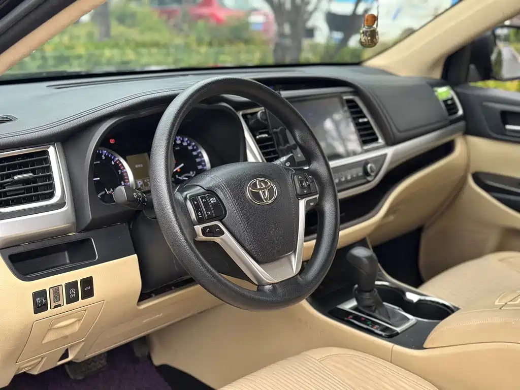 Toyota Highlander — фотографии объявления, Фото 15