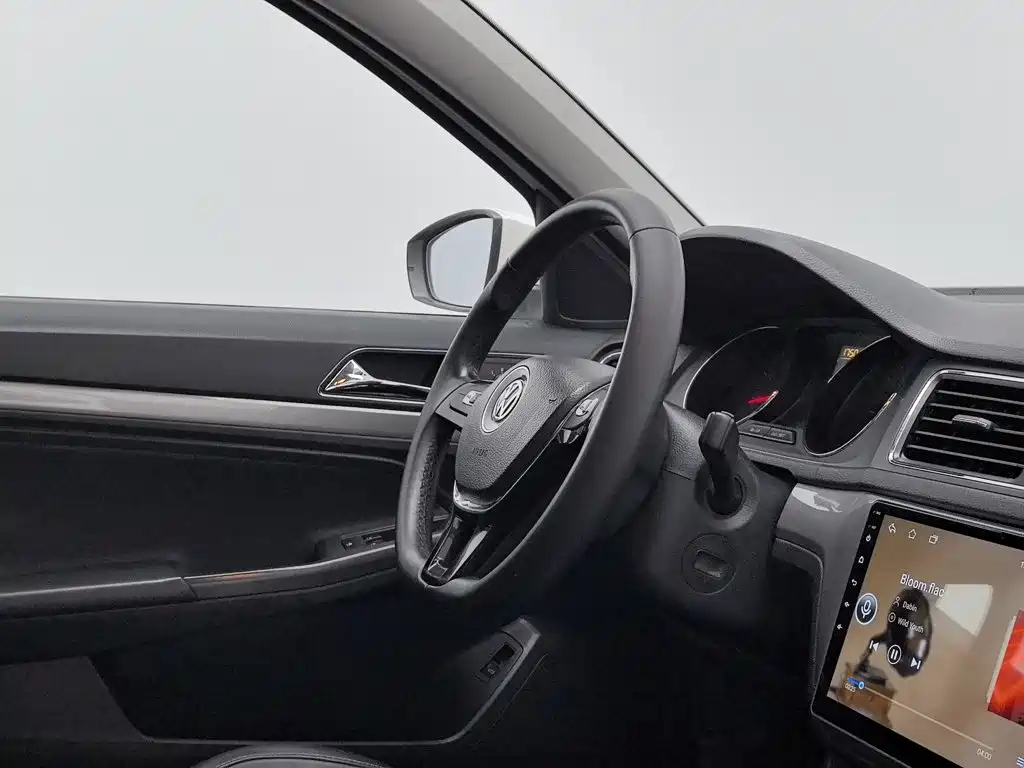 Volkswagen Lavida — миниатюра 22