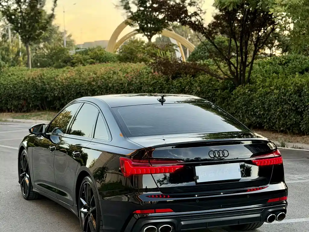 Audi S6 — миниатюра 9