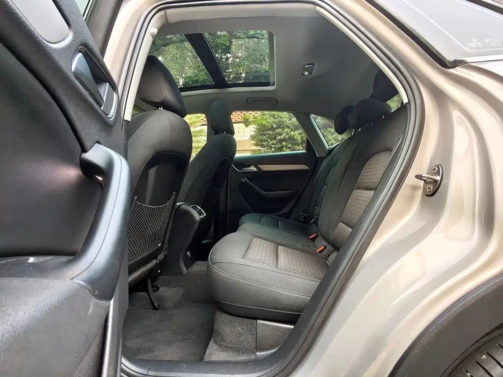 Audi Q3 2015 30 TFSI