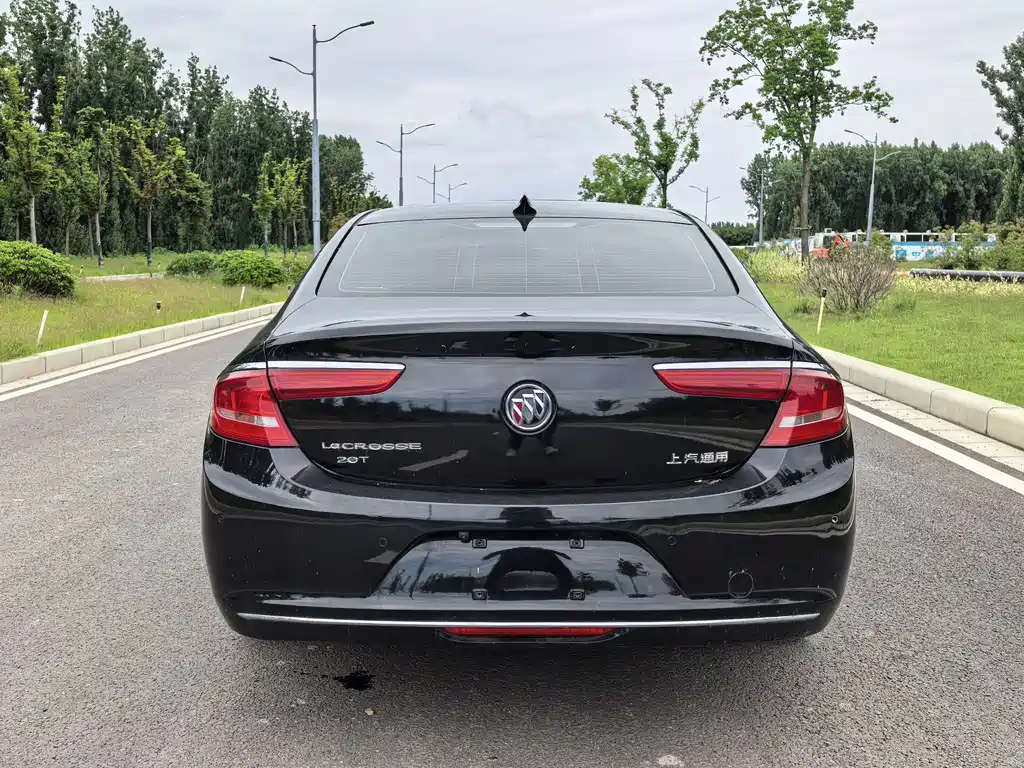 Buick LaCrosse — миниатюра 19
