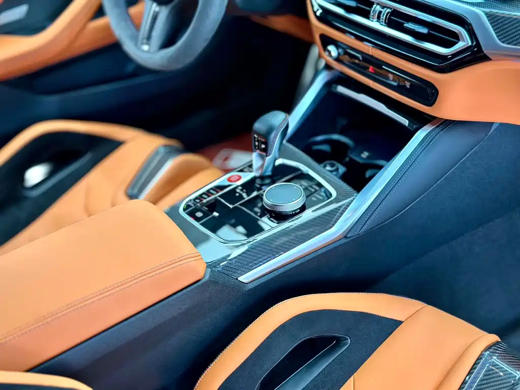 BMW M4 — миниатюра 11