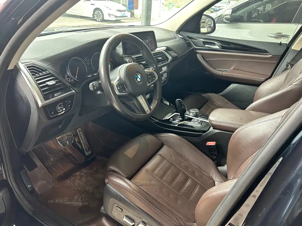 BMW X3 — миниатюра 7