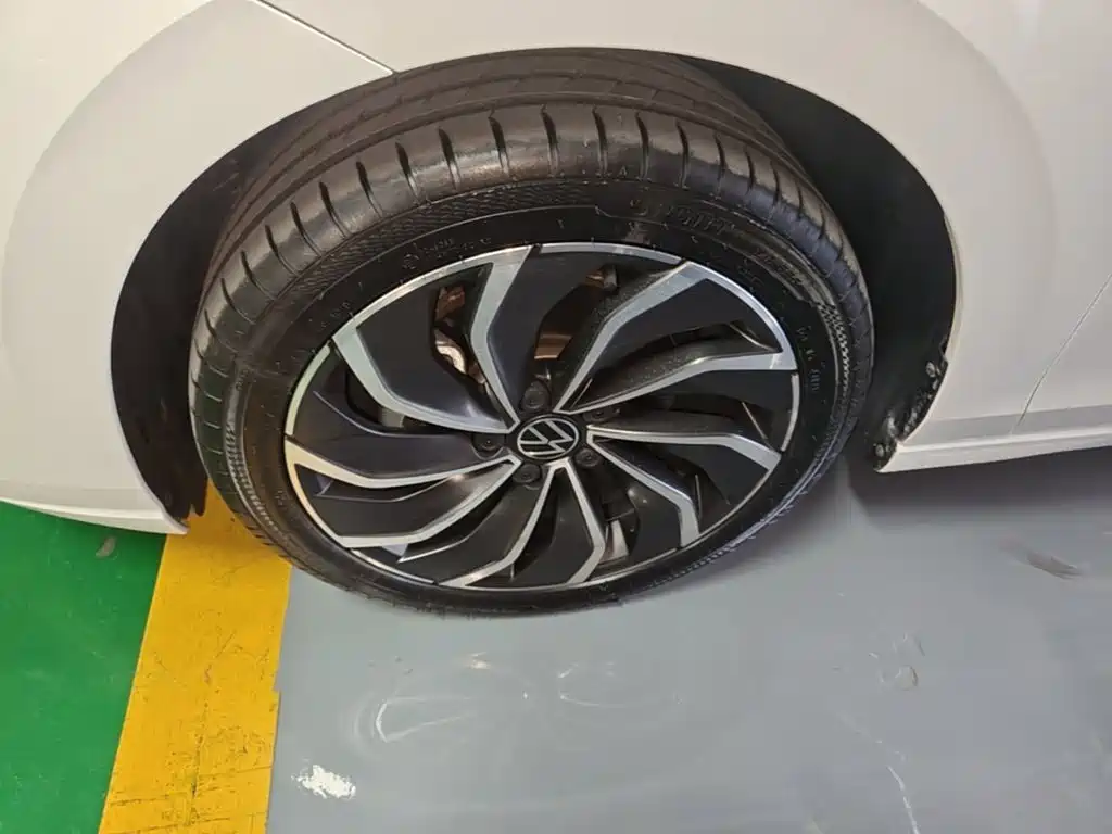 Volkswagen Golf — миниатюра 23