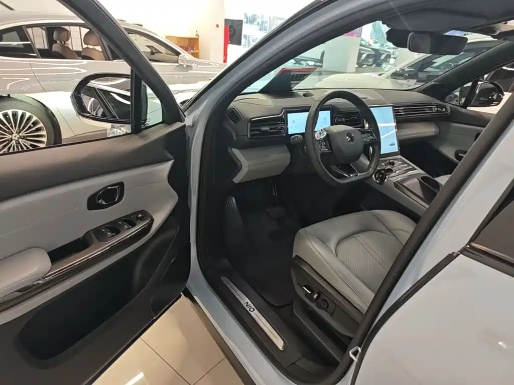 NIO ES6 — миниатюра 16