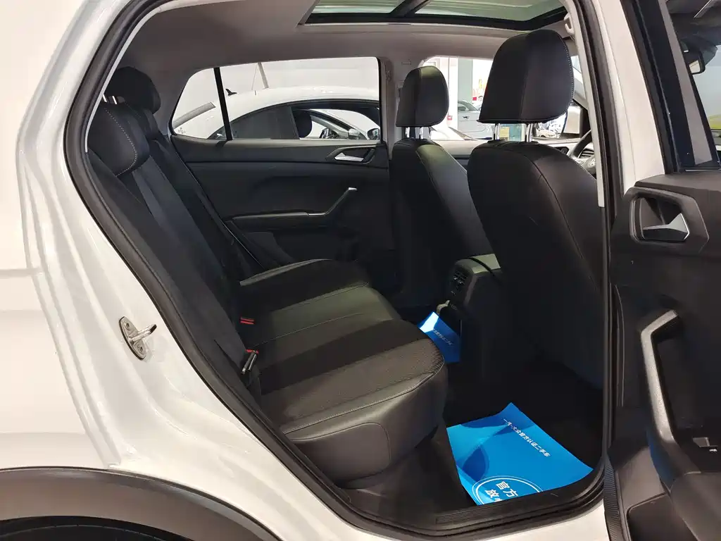 VOLKSWAGEN EXPLORING THE SHADOW