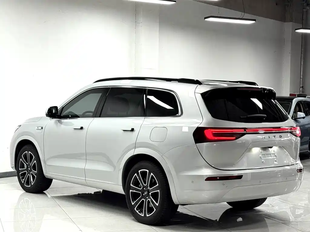 AITO Wenjie AITO M7 — миниатюра 4