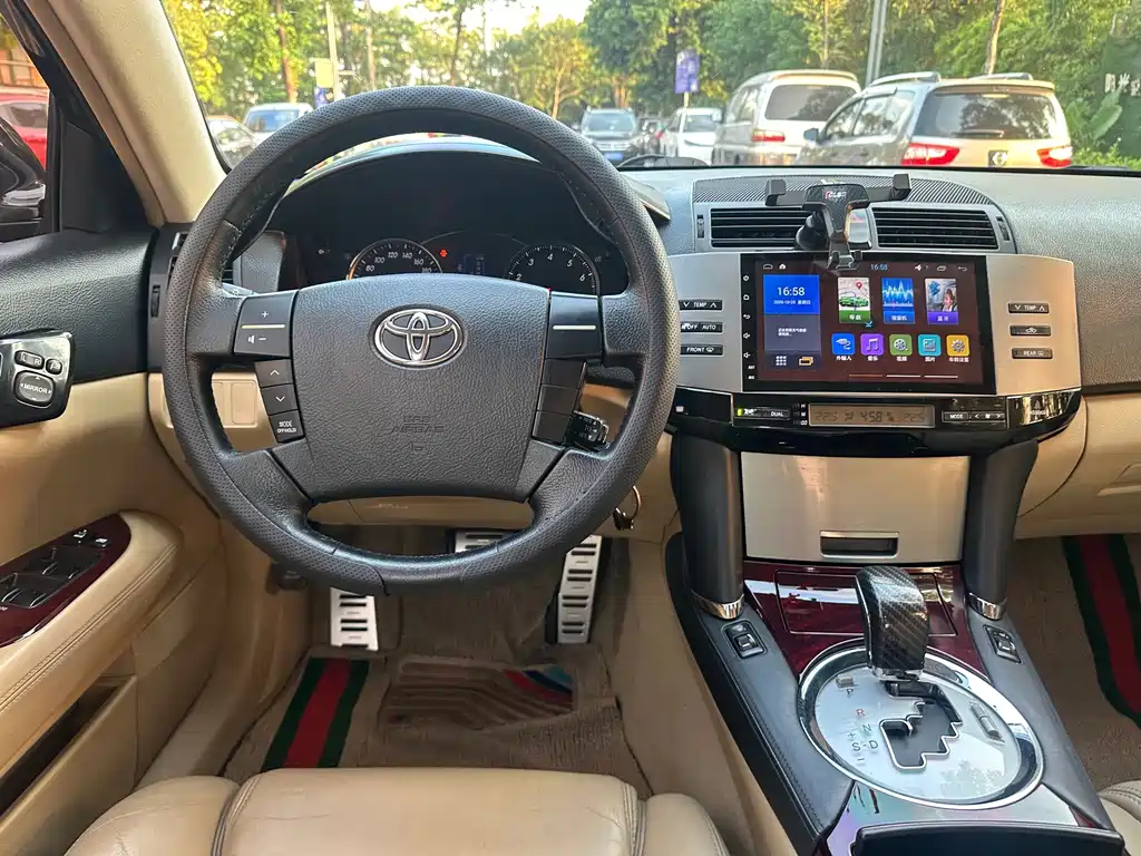 Toyota Reiz — миниатюра 11