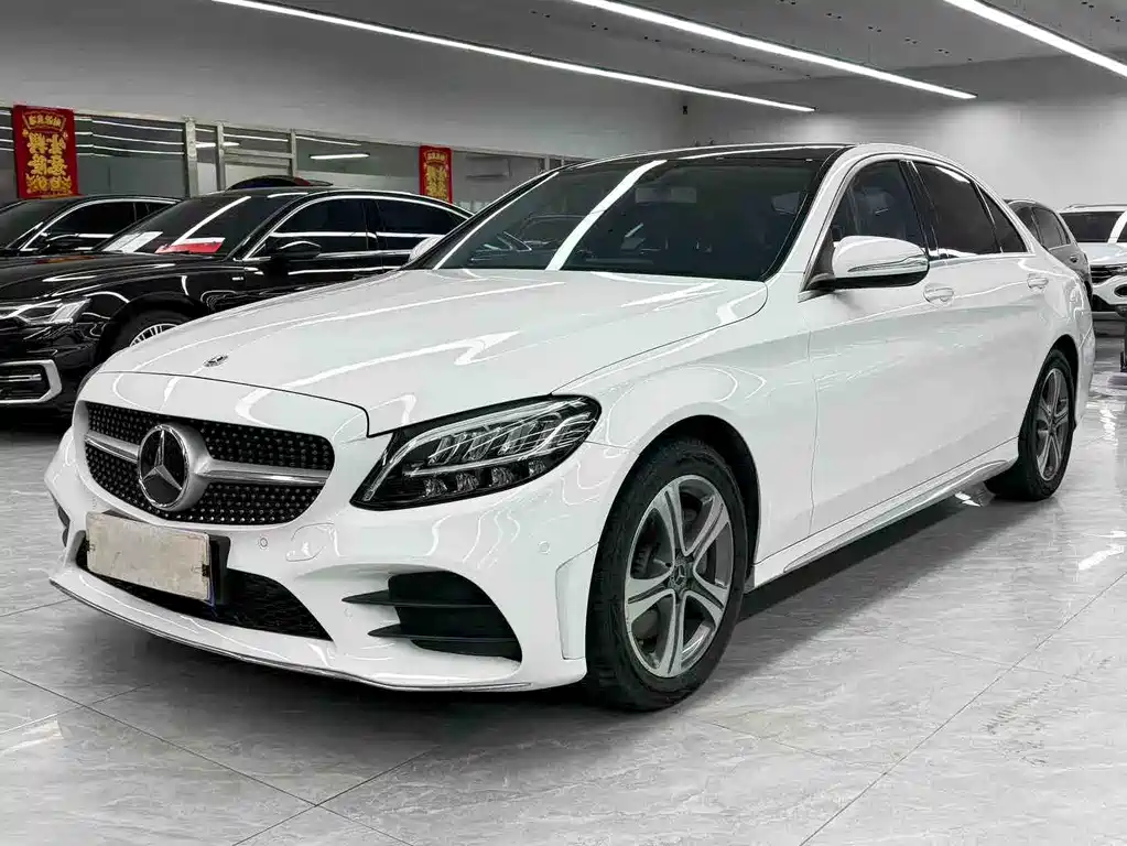 Mercedes-Benz C-Class 2020