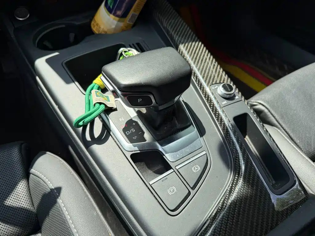 Audi A4L — миниатюра 9