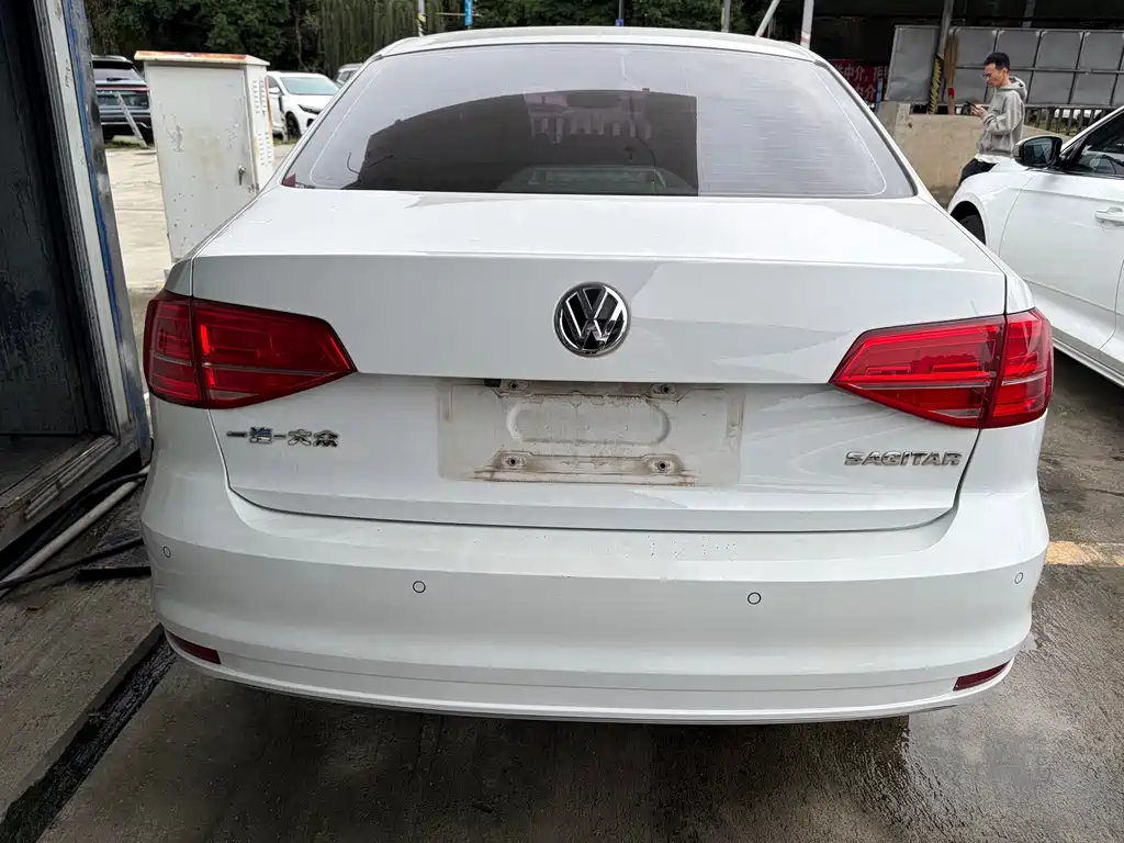 Volkswagen Sagitar — миниатюра 9