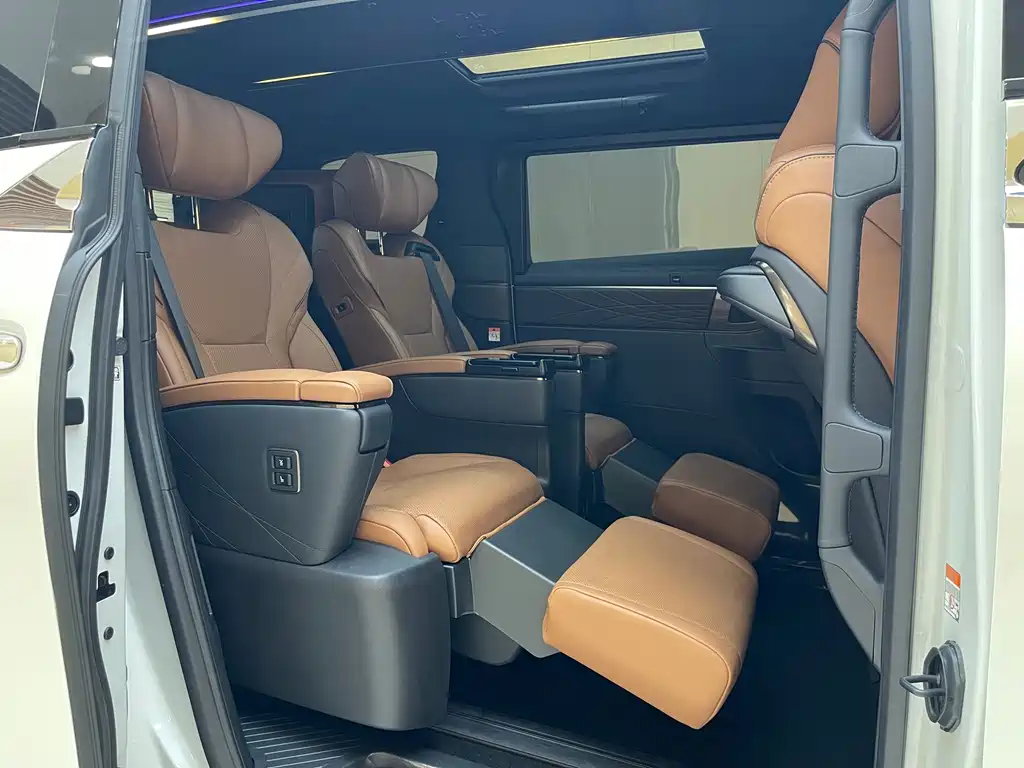 Toyota Vellfire — фотографии объявления, Фото 15