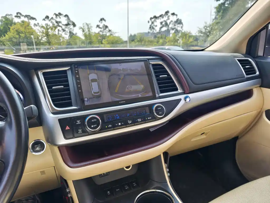 Toyota Highlander — миниатюра 5