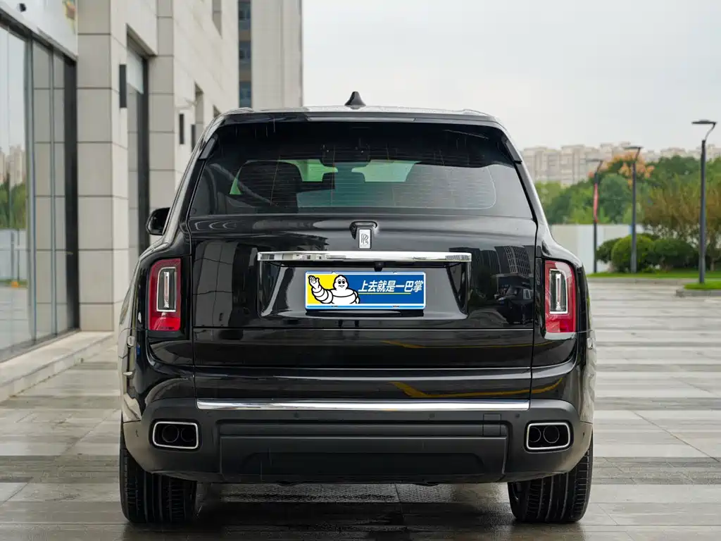 ROLLS-ROYCE CULLINAN