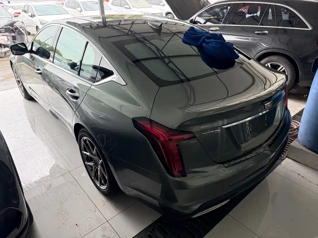 CADILLAC CT5