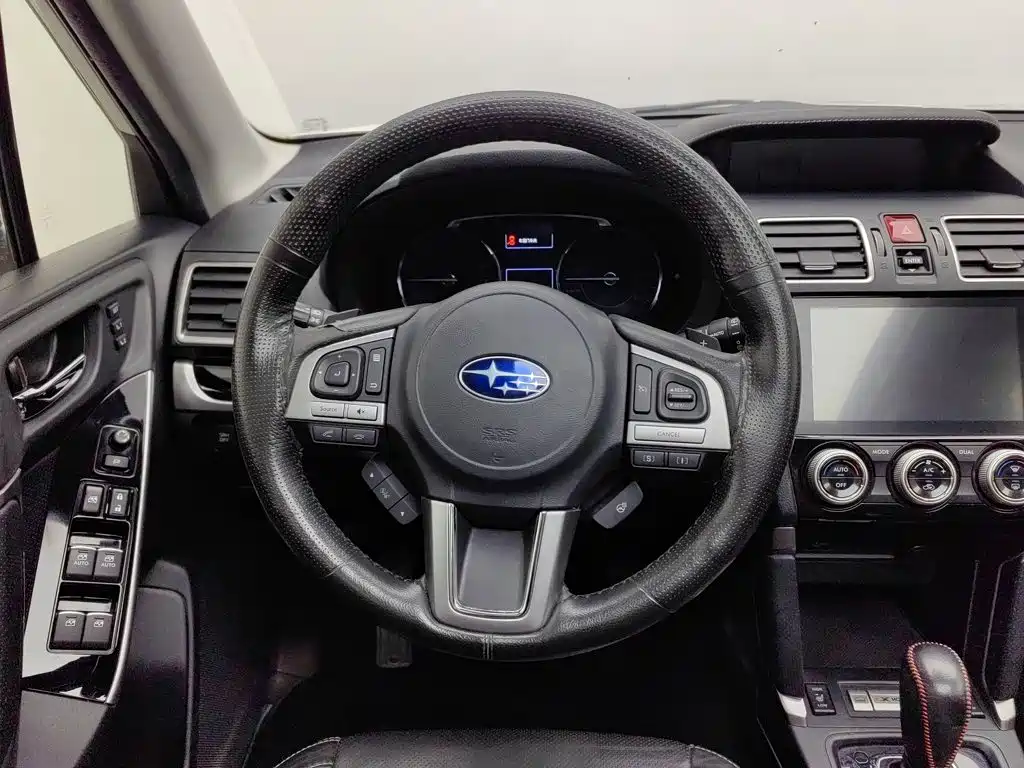 Subaru Forester — миниатюра 11