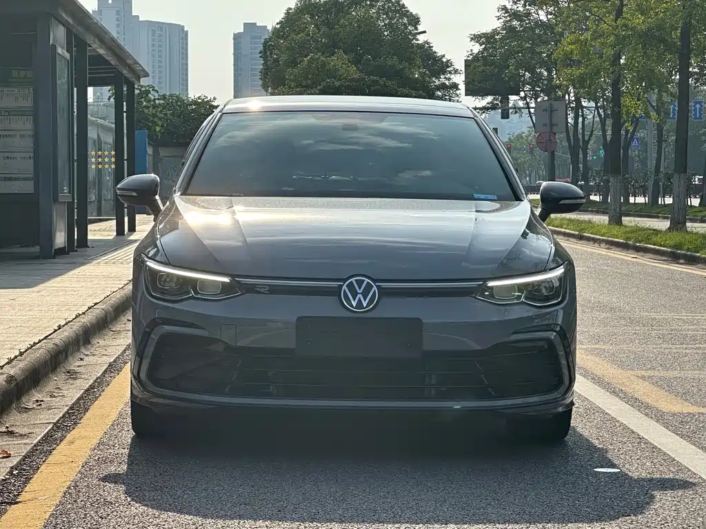 Volkswagen Golf — миниатюра 2