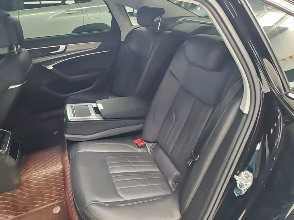 Audi A6L — миниатюра 17