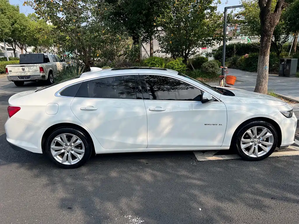 Chevrolet Malibu XL — миниатюра 4