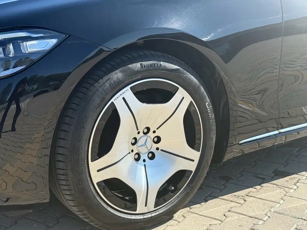 Mercedes-Benz S-Class — миниатюра 13
