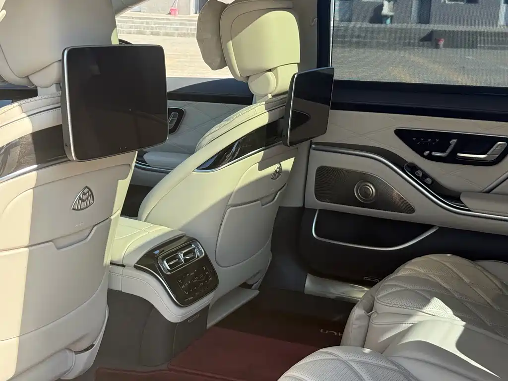 Mercedes-Benz S-Class — миниатюра 15
