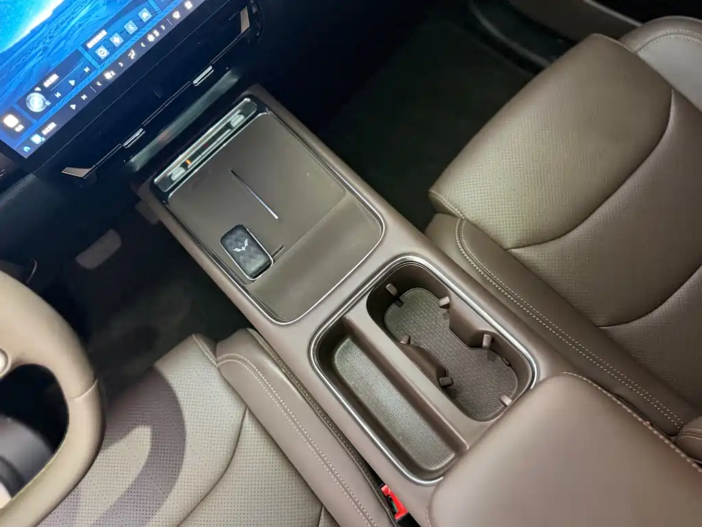 Wuling Звездный свет 730 Новая энергия — миниатюра 15