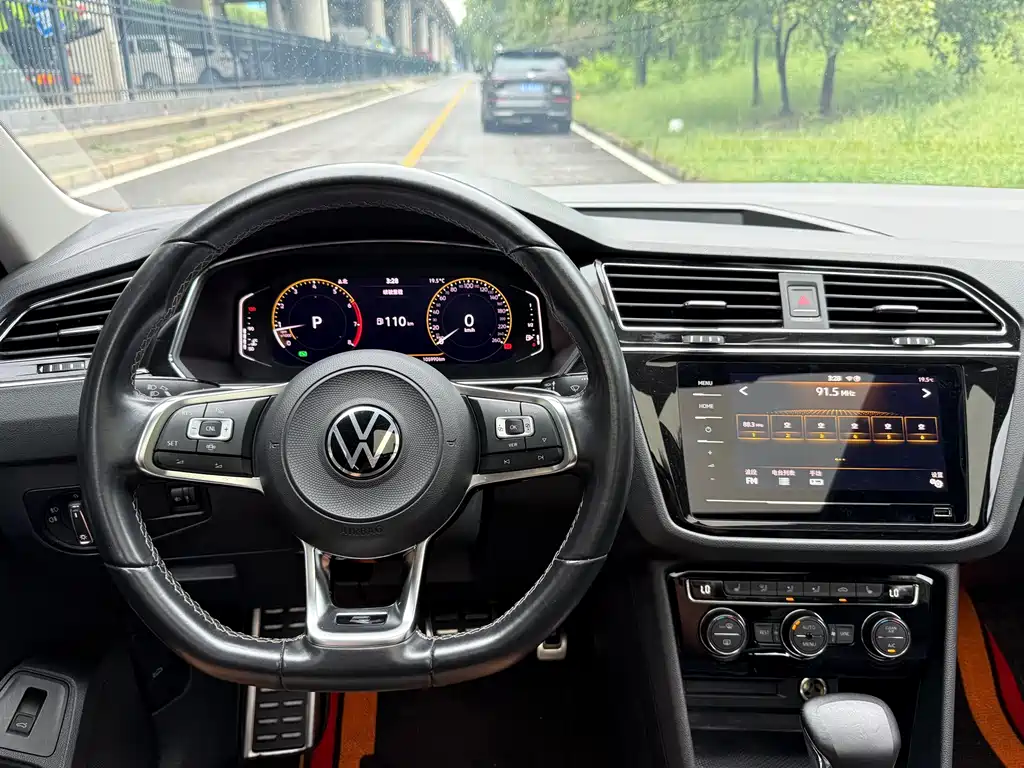 Volkswagen Tiguan L — миниатюра 8
