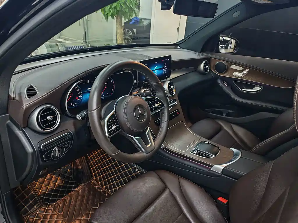 Mercedes-Benz GLC — миниатюра 8