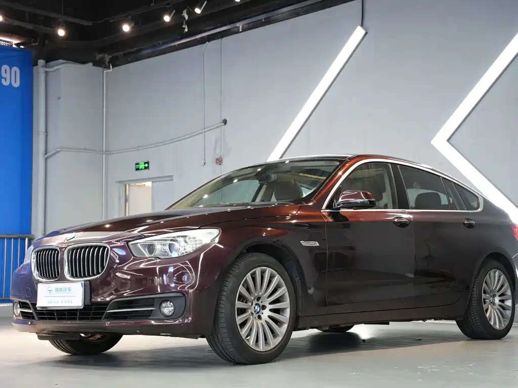 BMW 5 Series GT 2014