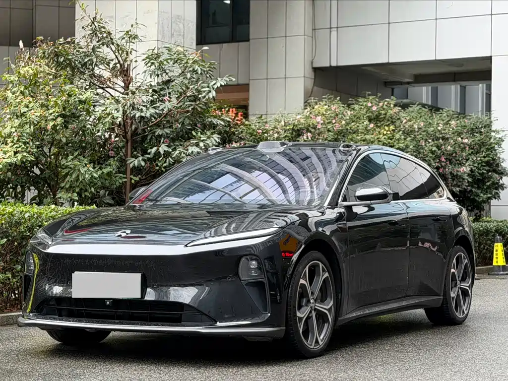 NIO NIO ET5T