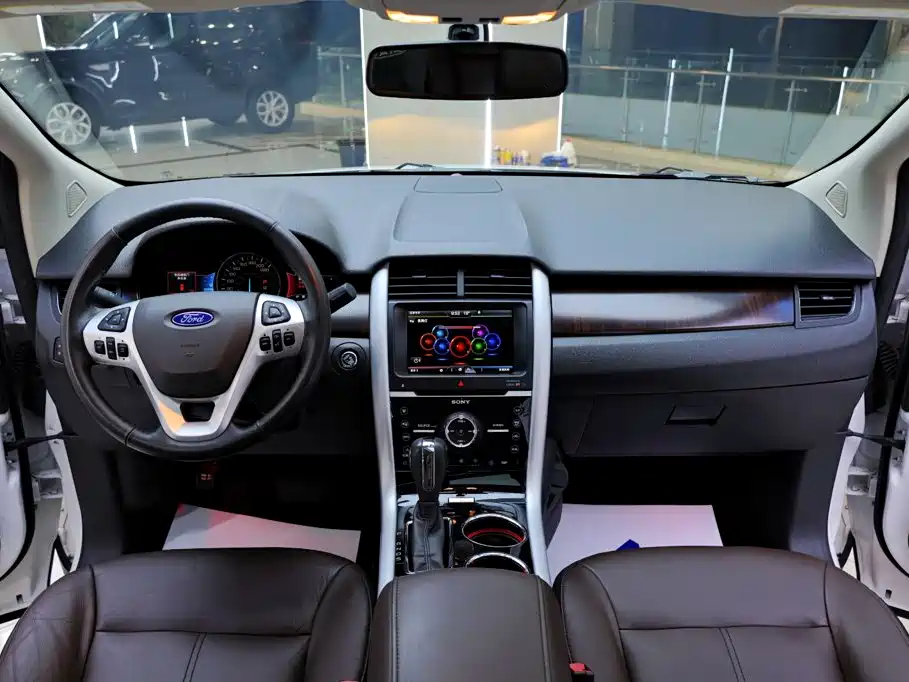 Ford Edge (Import) — миниатюра 18