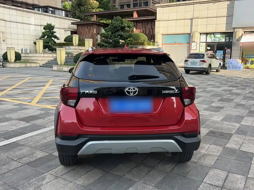 Toyota Yaris L — миниатюра 25
