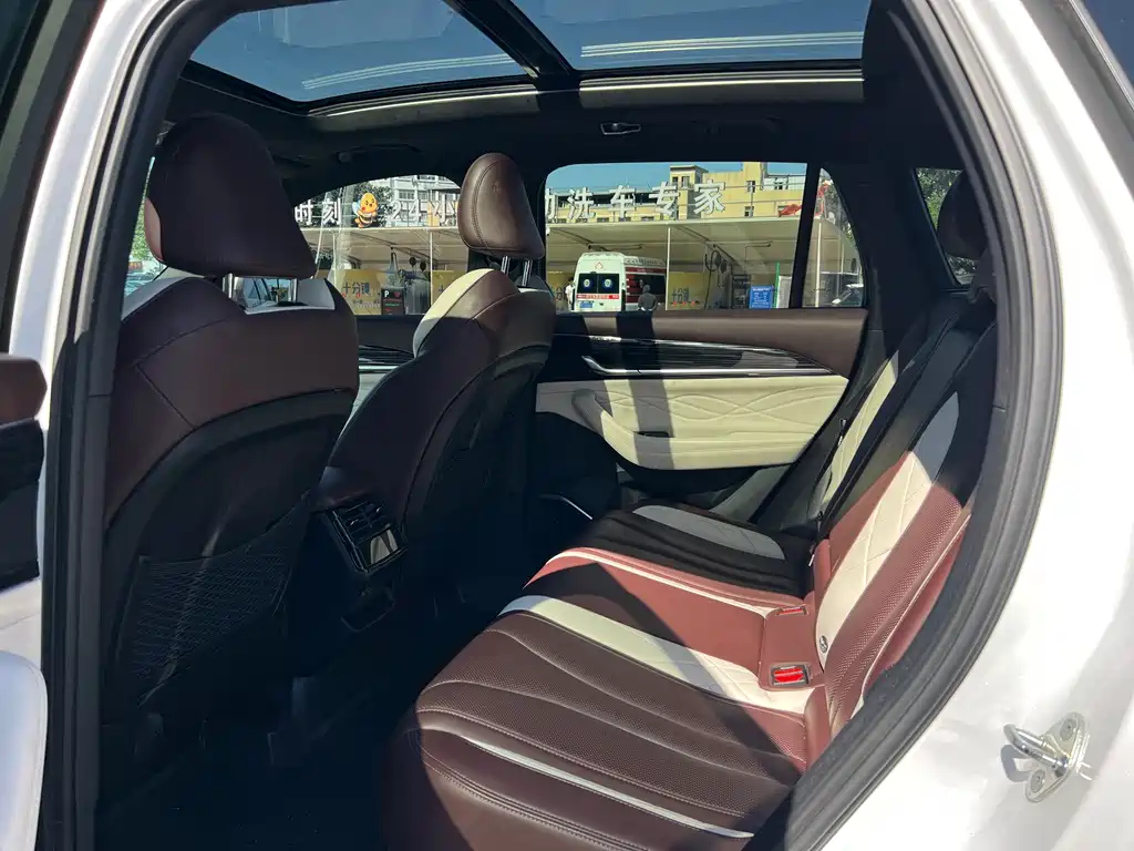Geely Xingyue L — миниатюра 22