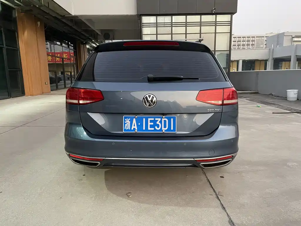 VOLKSWAGEN WEI LAN