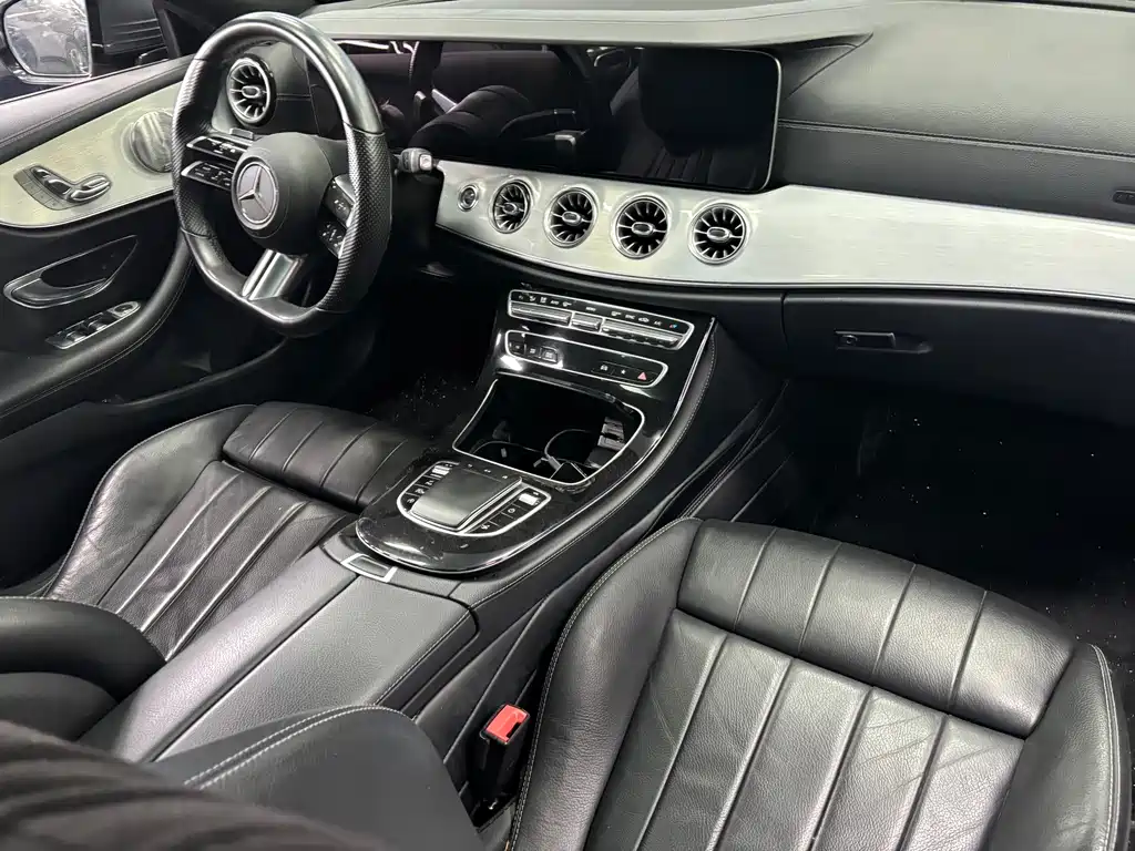 Mercedes-Benz E-Class (Import) — миниатюра 8